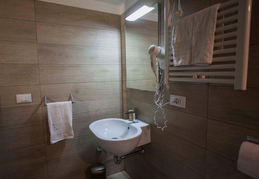 Ca Giardini Apartments In Biennale By Bricola Apartments Venice Exterior photo